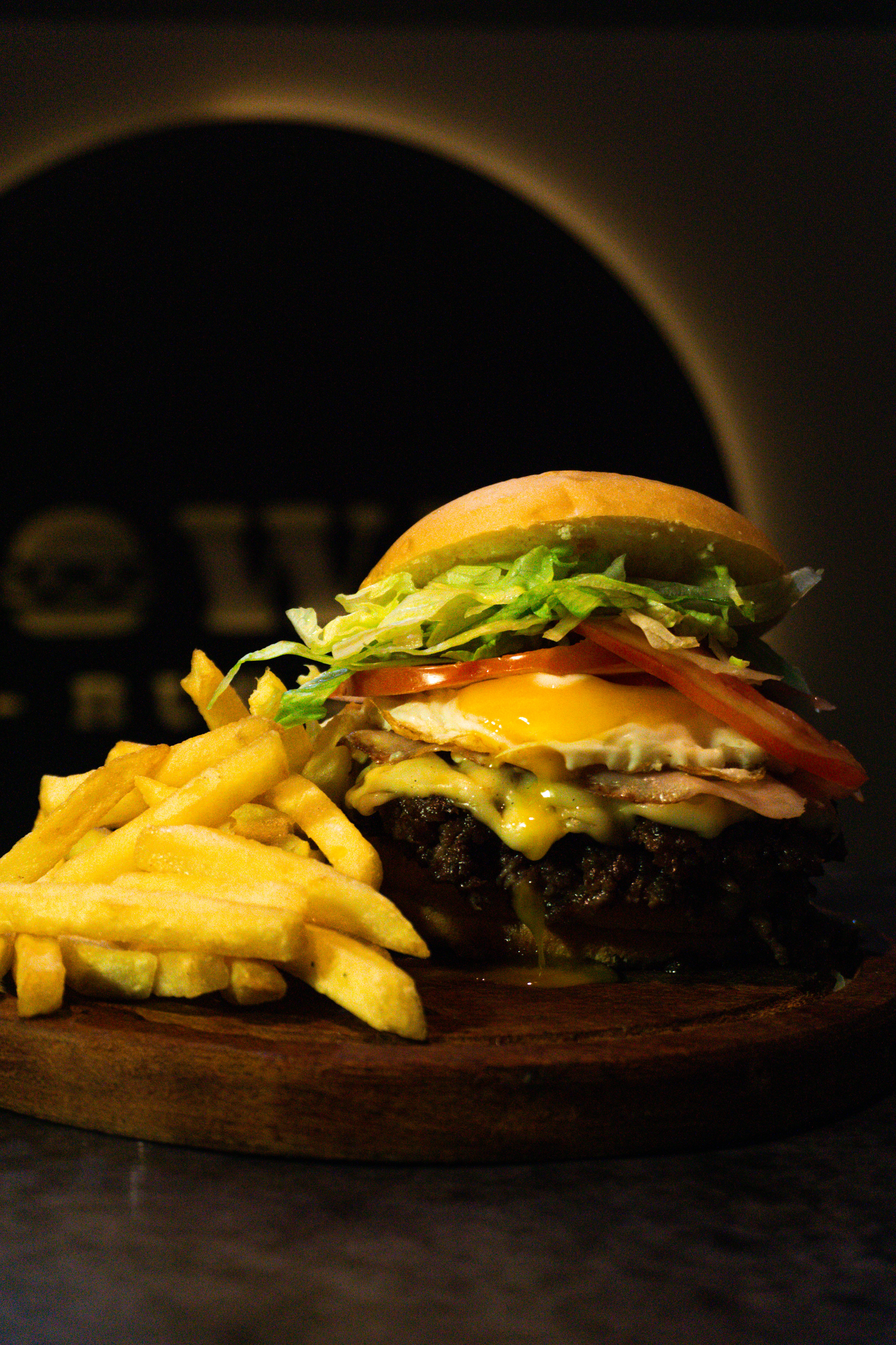 Burger obelisco